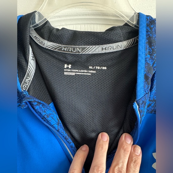 UnderArmour Storm 1 royal blue vented running jacket size XL - Picture 4 of 9